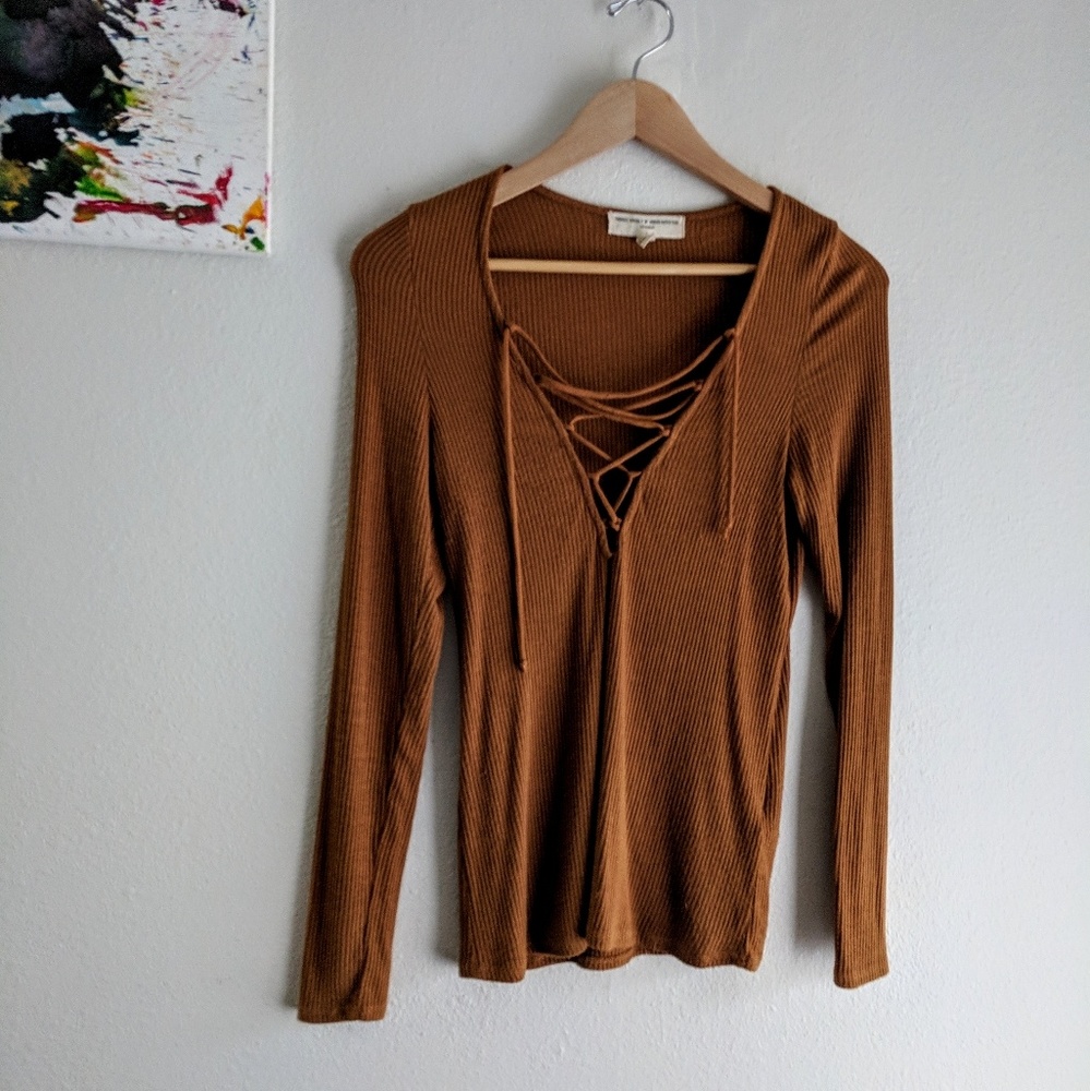 Ribbed Long Sleeve Lightweight Plunge Top